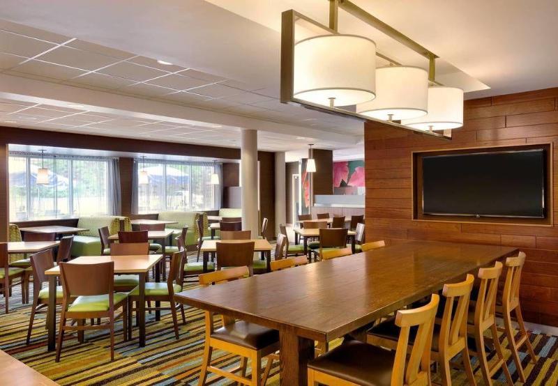 Fairfield Inn & Suites By Marriott Lancaster East At The Outlets Smoketown  Экстерьер фото